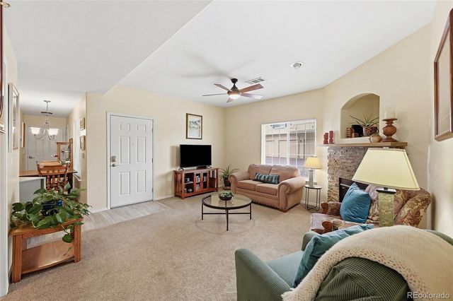 8641 E Dry Creek Road 511, Centennial, CO 80112