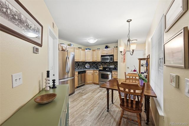 8641 E Dry Creek Road 511, Centennial, CO 80112