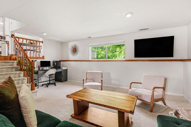1447 Cedarwood Drive, Flushing, MI 48433