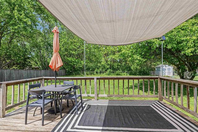 1447 Cedarwood Drive, Flushing, MI 48433