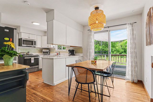 1447 Cedarwood Drive, Flushing, MI 48433
