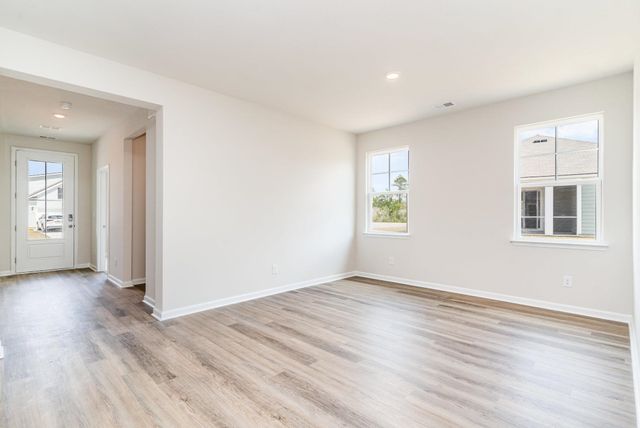 255 Hadley Springs Ave, Longs, SC 29568