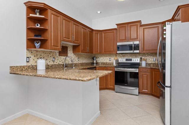 1222 NE 18th Avenue 1, Fort Lauderdale, FL 33304