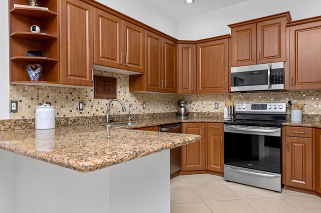 1222 NE 18th Avenue 1, Fort Lauderdale, FL 33304