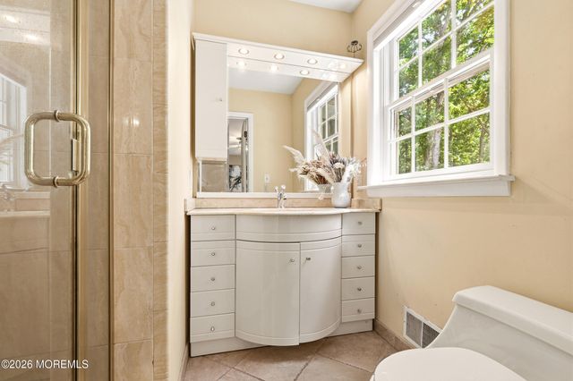 162 Denton Lane, Jackson, NJ 08527