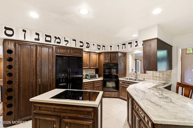 162 Denton Lane, Jackson, NJ 08527