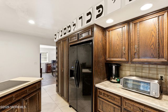 162 Denton Lane, Jackson, NJ 08527