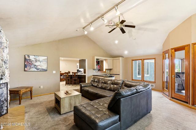 162 Denton Lane, Jackson, NJ 08527