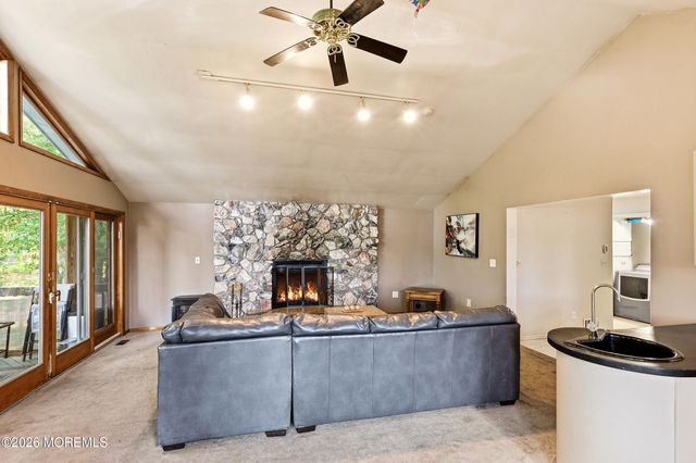 162 Denton Lane, Jackson, NJ 08527