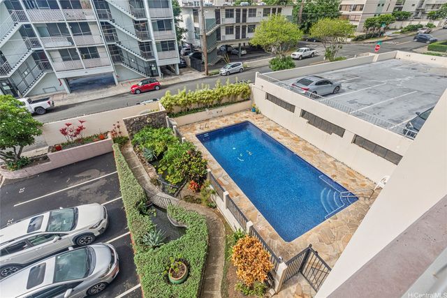 1310 Heulu Street 301, Honolulu, HI 96822