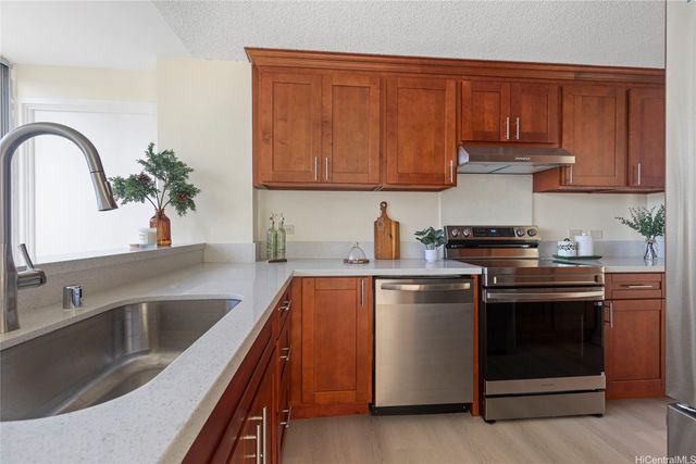 1310 Heulu Street 301, Honolulu, HI 96822