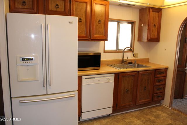 11596 W SIERRA DAWN Boulevard 286, Surprise, AZ 85378