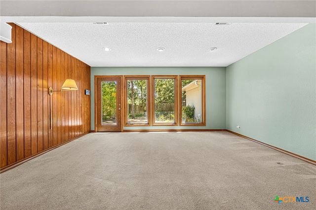 3501 Oak Villa Drive, Temple, TX 76502