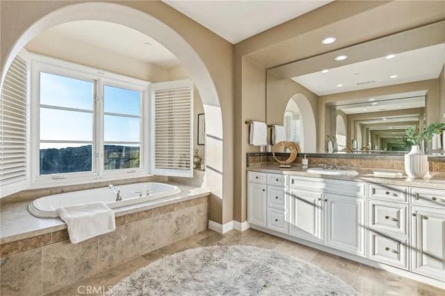 3 Coral Cay, Newport Coast, CA 92657