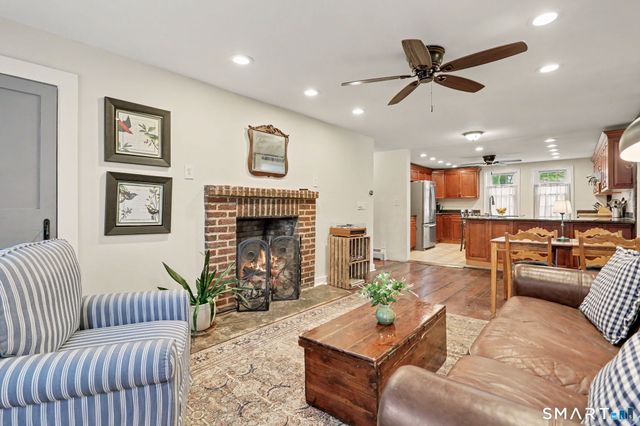 3720 Main Street, Stratford, CT 06614