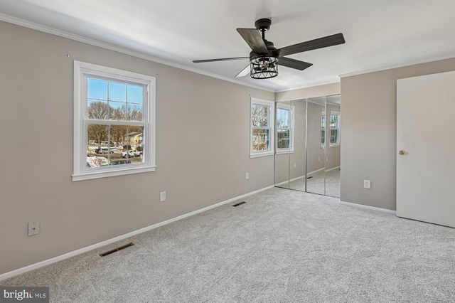 1753 CASTLEFORD SQ, Crofton, MD 21114