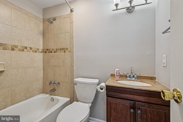 1753 CASTLEFORD SQ, Crofton, MD 21114