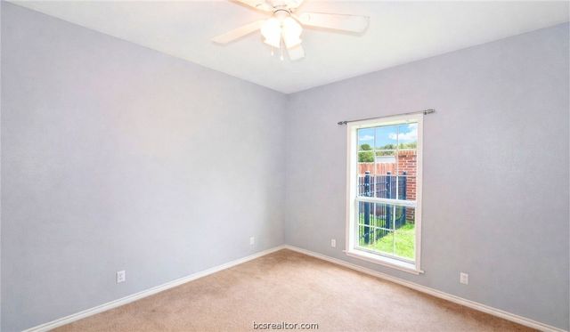 808 Timber Lane, Caldwell, TX 77836