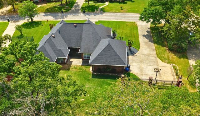 808 Timber Lane, Caldwell, TX 77836