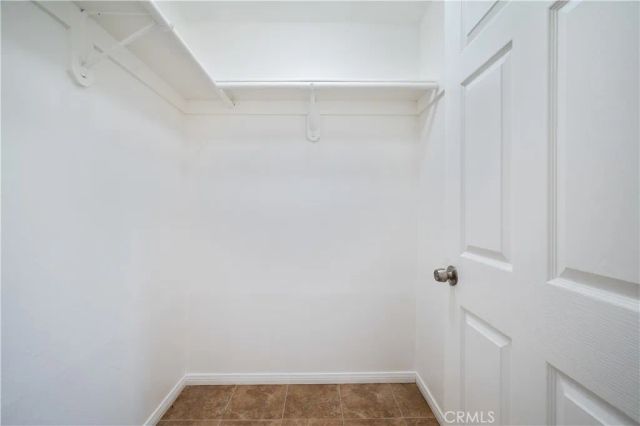 1585 E 48th Place, Los Angeles, CA 90011