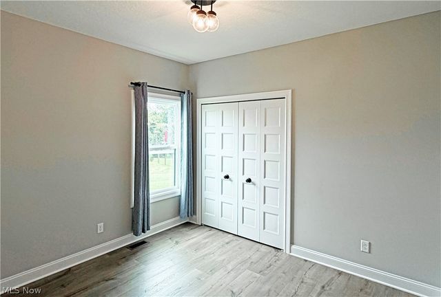 490 Byberry Drive NE, Hartville, OH 44632