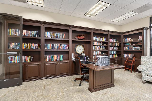 10000 Paradise Rose Street, Bakersfield, CA 93311