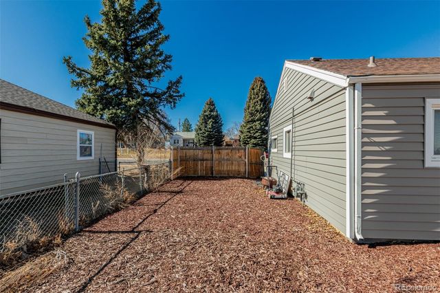 800 S Pecos Street, Denver, CO 80223