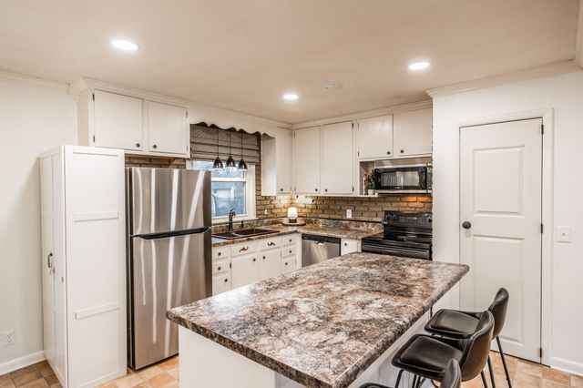 117 Maureen Dr, Hendersonville, TN 37075