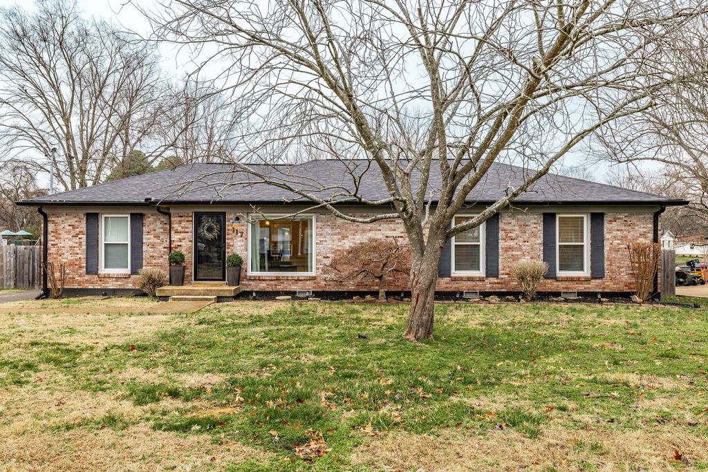 117 Maureen Dr, Hendersonville, TN 37075