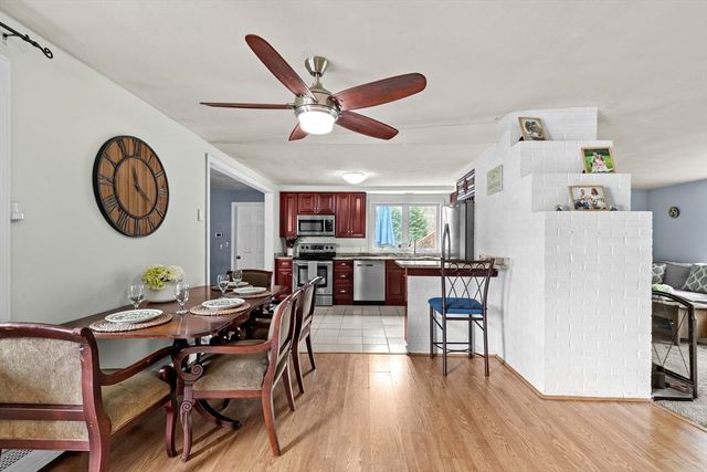 17 Ralph Rd., Raynham, MA 02767