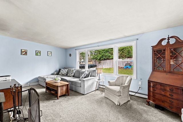 17 Ralph Rd., Raynham, MA 02767