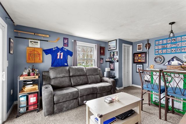 17 Ralph Rd., Raynham, MA 02767