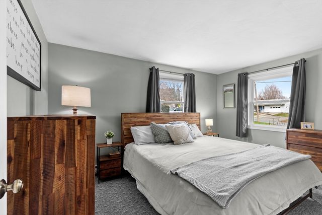 17 Ralph Rd., Raynham, MA 02767