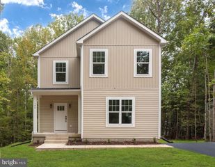 104 BUTLER CIR, Locust Grove, VA 22508