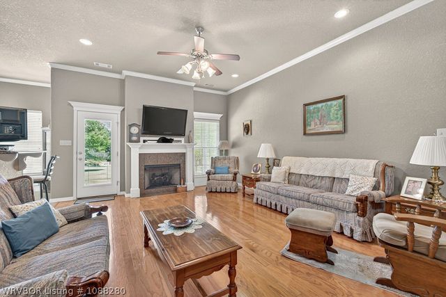 8009 Bridgewood Lane, Fort Smith, AR 72916