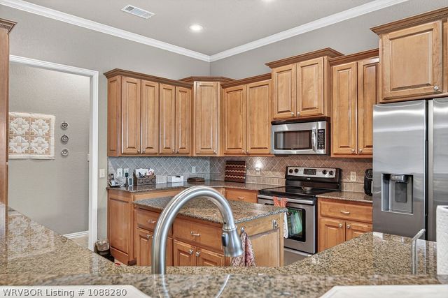 8009 Bridgewood Lane, Fort Smith, AR 72916