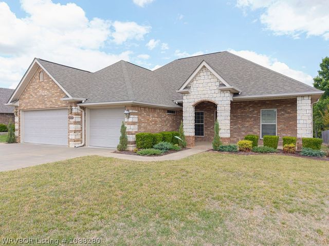 8009 Bridgewood Lane, Fort Smith, AR 72916