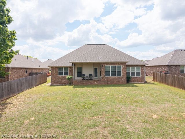 8009 Bridgewood Lane, Fort Smith, AR 72916
