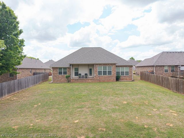 8009 Bridgewood Lane, Fort Smith, AR 72916