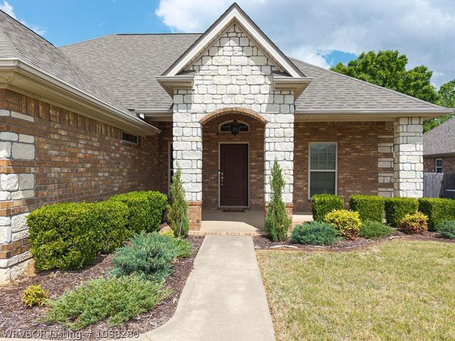 8009 Bridgewood Lane, Fort Smith, AR 72916