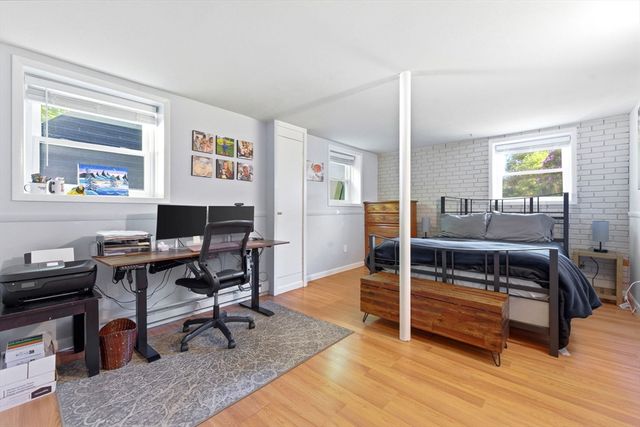 137 Holten, Danvers, MA 01923