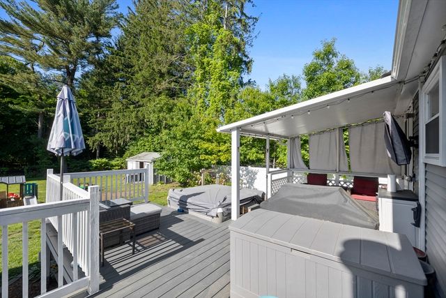 137 Holten, Danvers, MA 01923