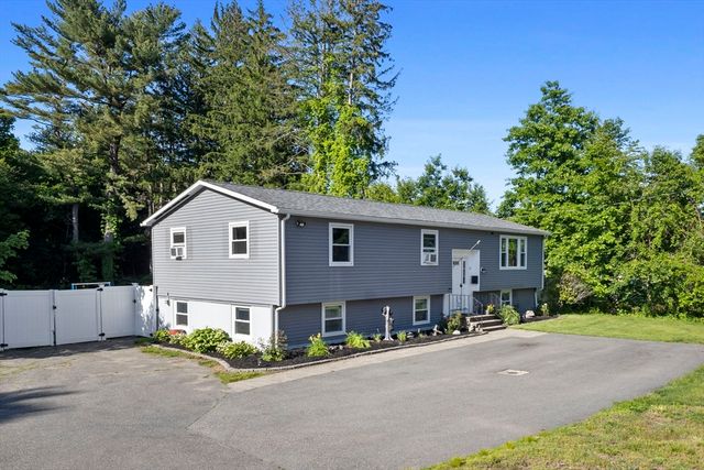 137 Holten, Danvers, MA 01923