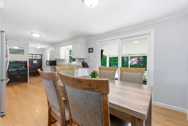 137 Holten, Danvers, MA 01923