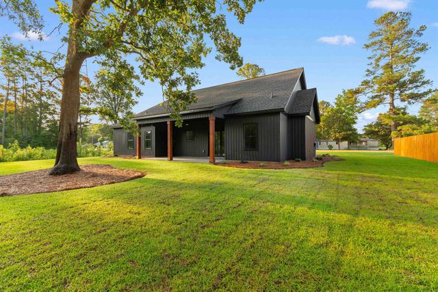 4394 Old Tram Rd., Conway, SC 29527