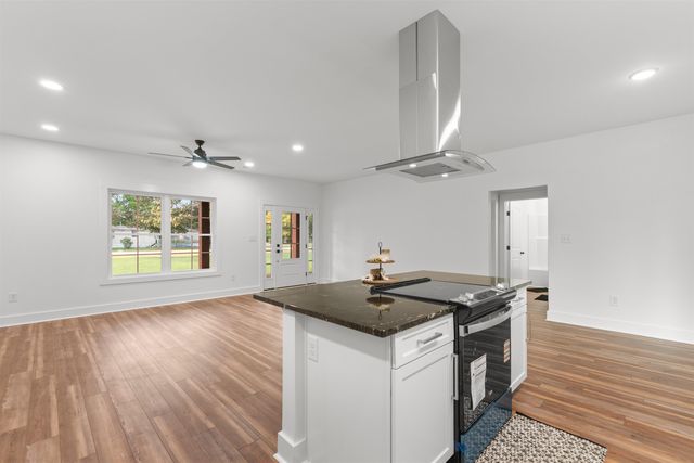 4394 Old Tram Rd., Conway, SC 29527