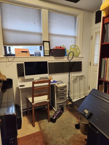1155 W Grace Street 1S, Chicago, IL 60613