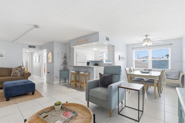 600 71ST AVENUE 19, St Pete Beach, FL 33706