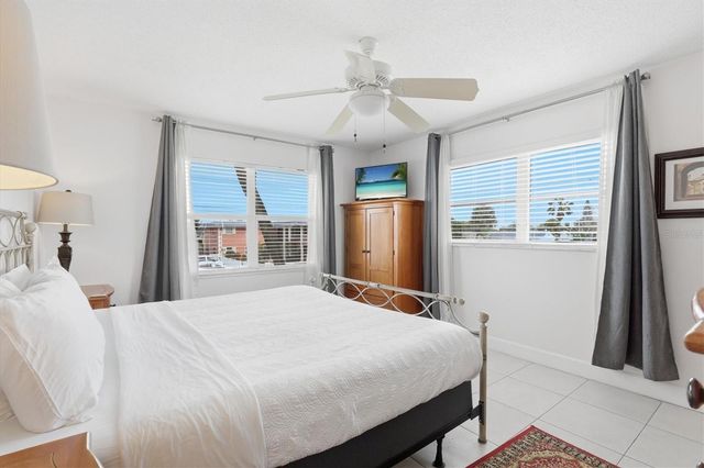 600 71ST AVENUE 19, St Pete Beach, FL 33706