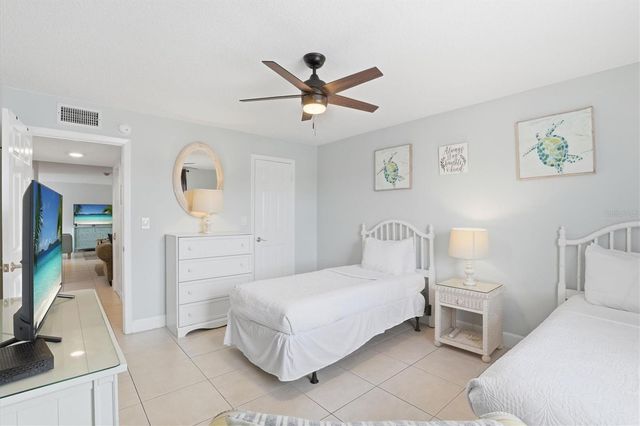 600 71ST AVENUE 19, St Pete Beach, FL 33706